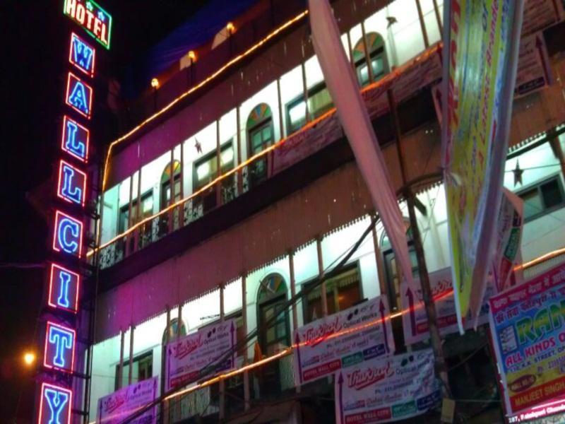Hotel Wall City New Delhi Buitenkant foto